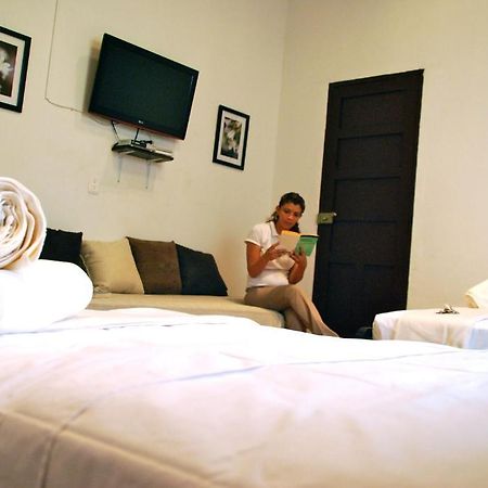 Hotel Del Parque ซันตามาร์ตา ภายนอก รูปภาพ